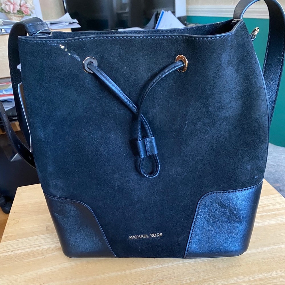 Michael Kors Bucket Bag